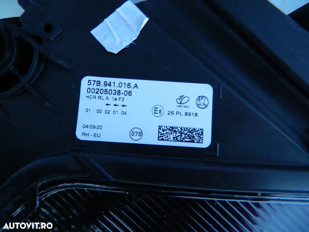 Far stanga dreapta halogen Skoda Karoq model 2020 cod 57B941016A,57B941016A - 7