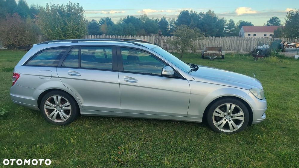 Mercedes-Benz C-Class 2007 photo 3