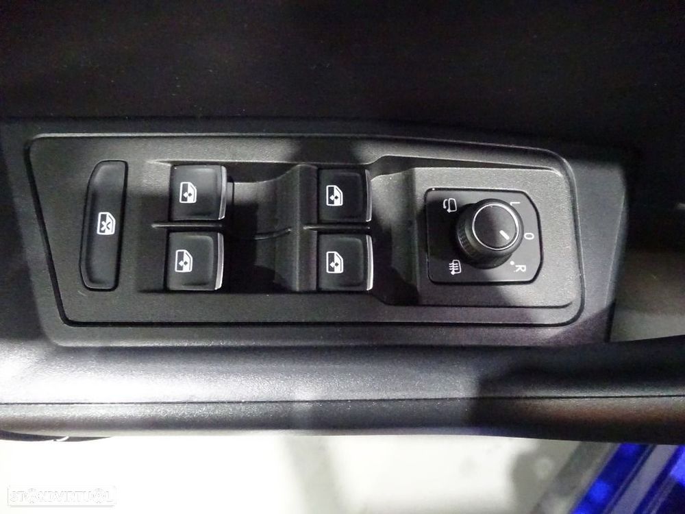 VW T-Roc 1.5 TSI R-Line DSG - 10