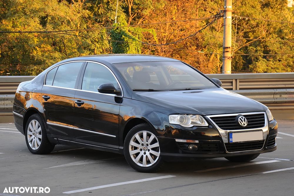 Volkswagen Passat - 1