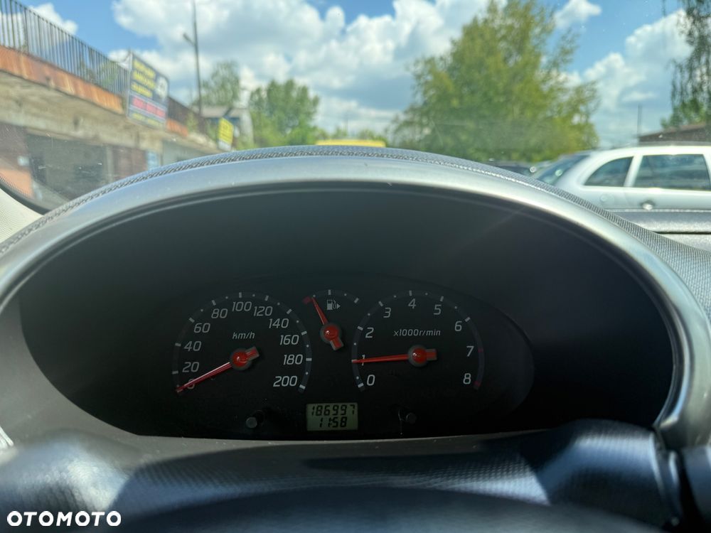 Nissan Micra 1.2 Visia (klm) - 8
