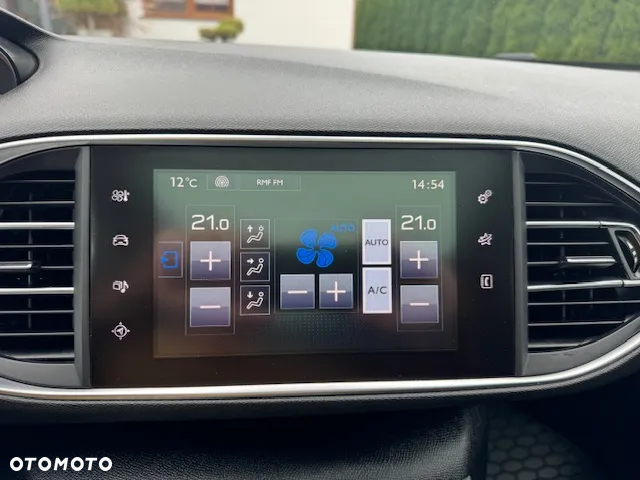 Peugeot 308 - 16