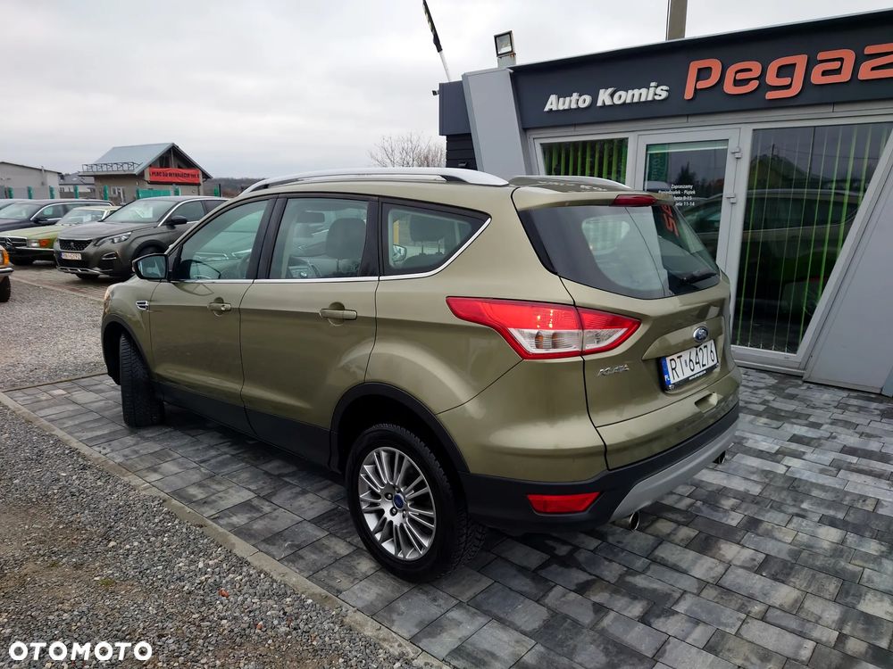 Ford Kuga 2.0 TDCi 2x4 Titanium - 3