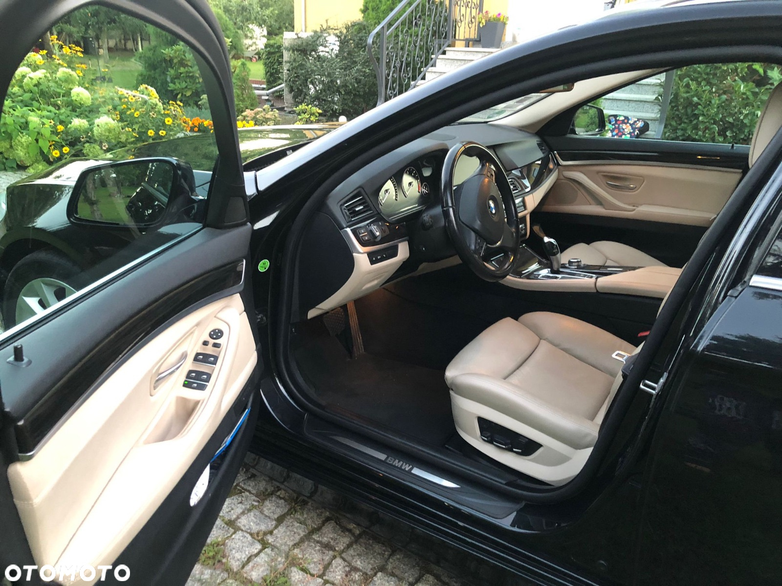 BMW Seria 5 525d xDrive - 8
