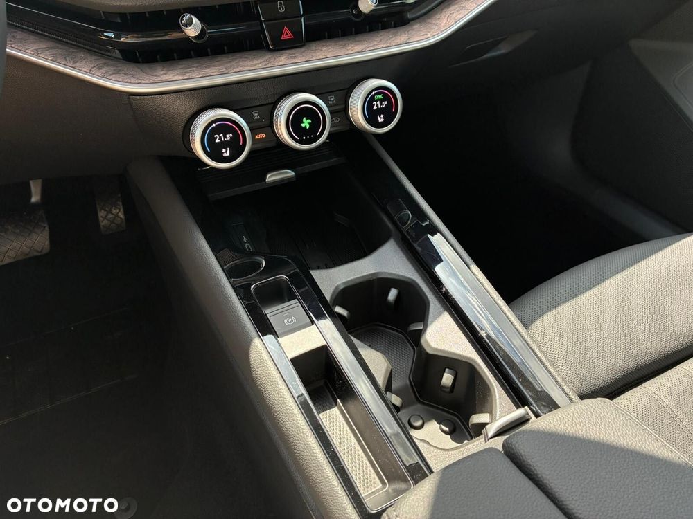 Skoda Superb - 24