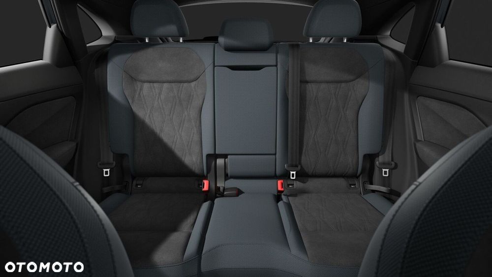 Audi Q3 Sportback - 8