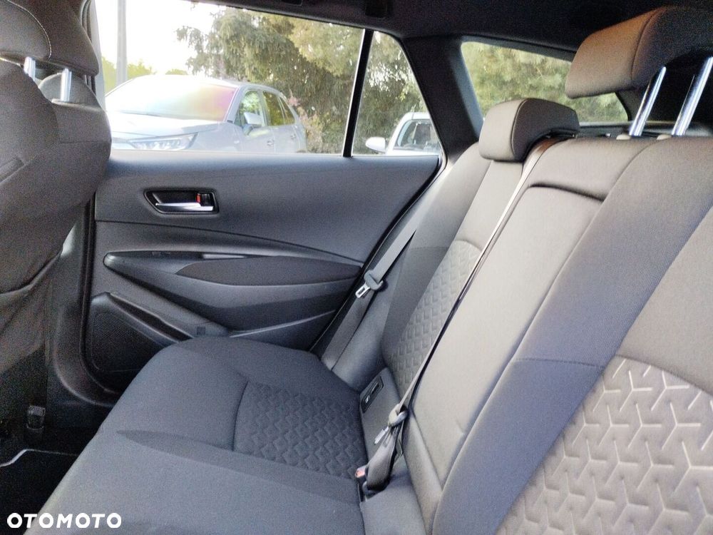 Toyota Corolla 1.8 Hybrid Comfort - 12