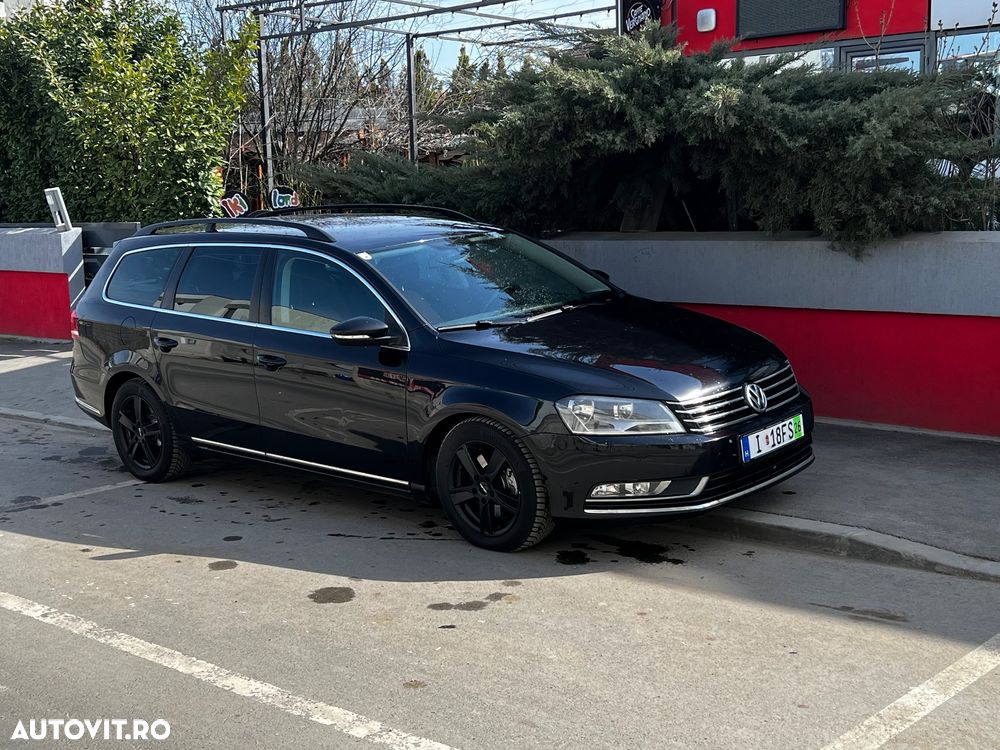 Volkswagen Passat - 12