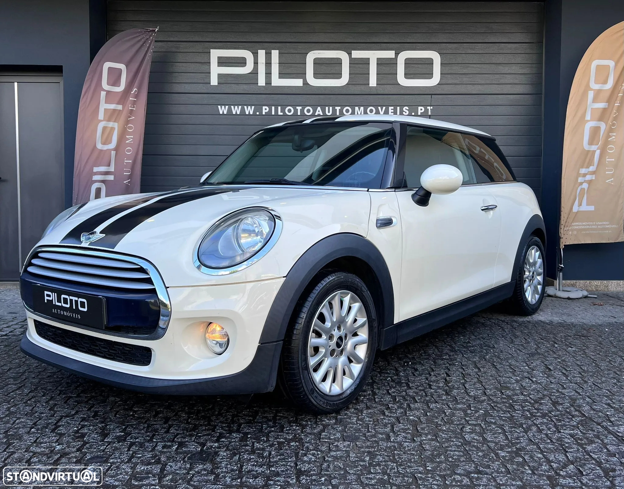 MINI 3 Portas Cooper D - 4