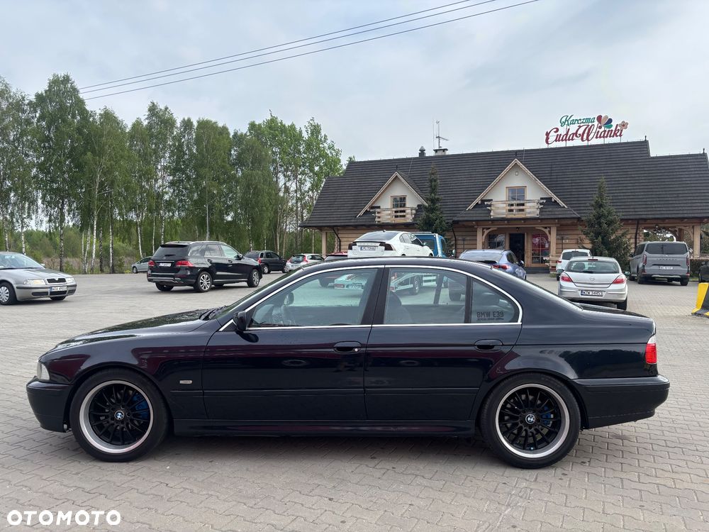 BMW Seria 5 523i - 2