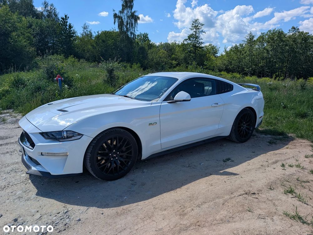 Ford Mustang - 2