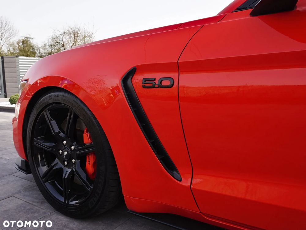 Ford Mustang - 7
