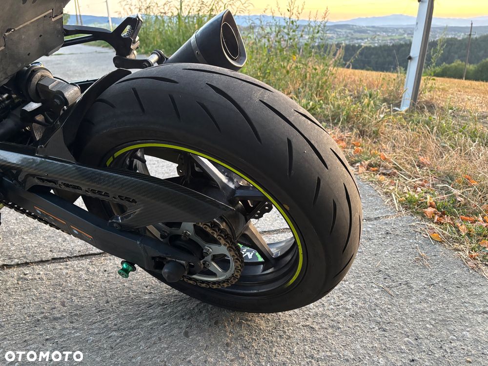 Kawasaki Z 900 - 10