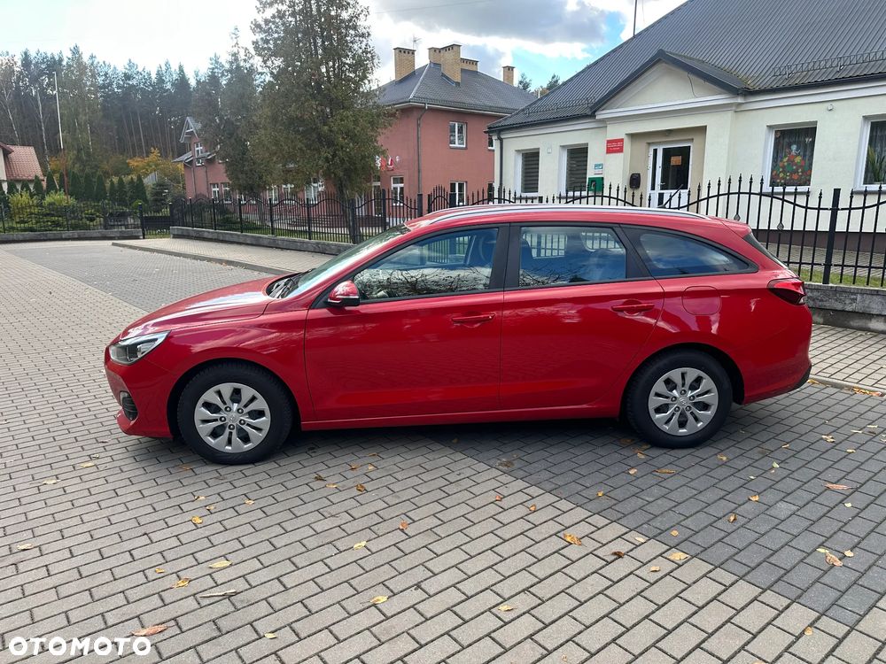 Hyundai i30 1.6 CRDI Trend - 11