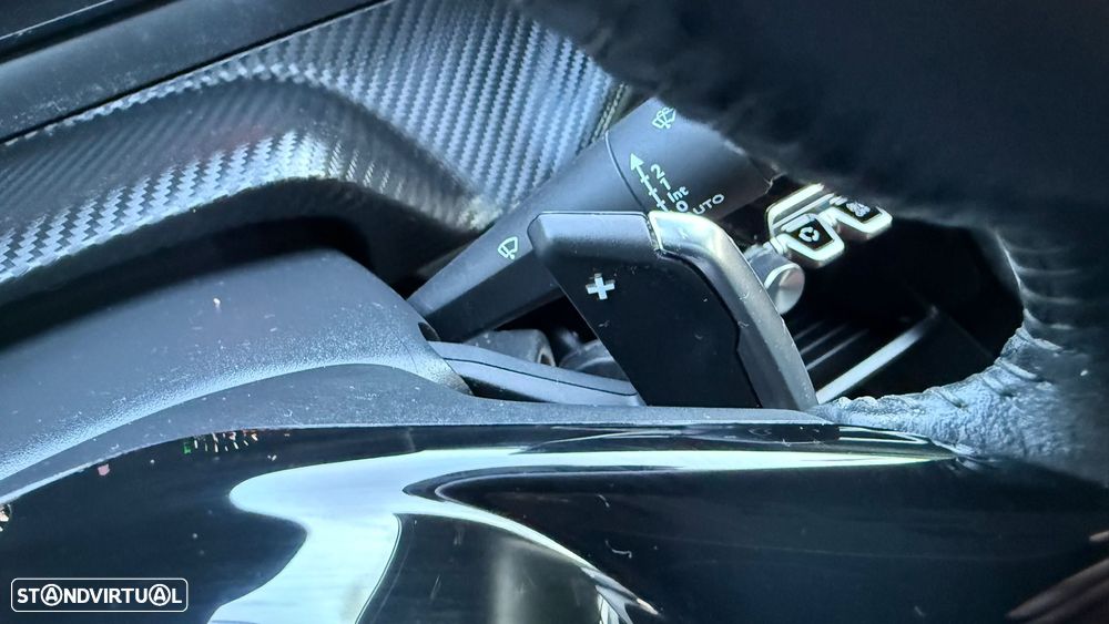 Peugeot 2008 1.2 PureTech Active Pack EAT8 - 17