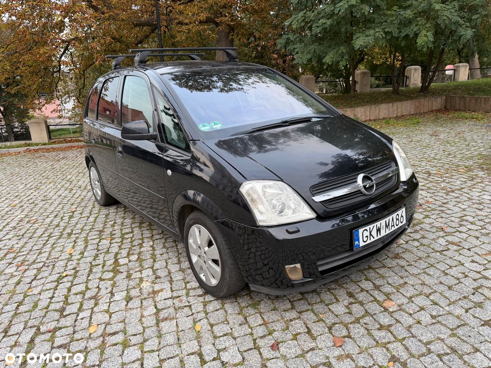 Opel Meriva 1.8 16V Easytronic Cosmo - 3
