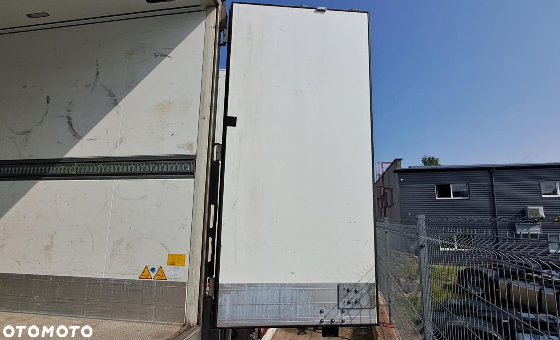 Schmitz Cargobull SKO FP 60 ThermoKing SLXi 300 - 8