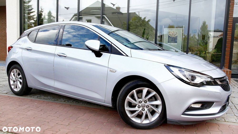 Opel Astra 1.4 Turbo Innovation - 32
