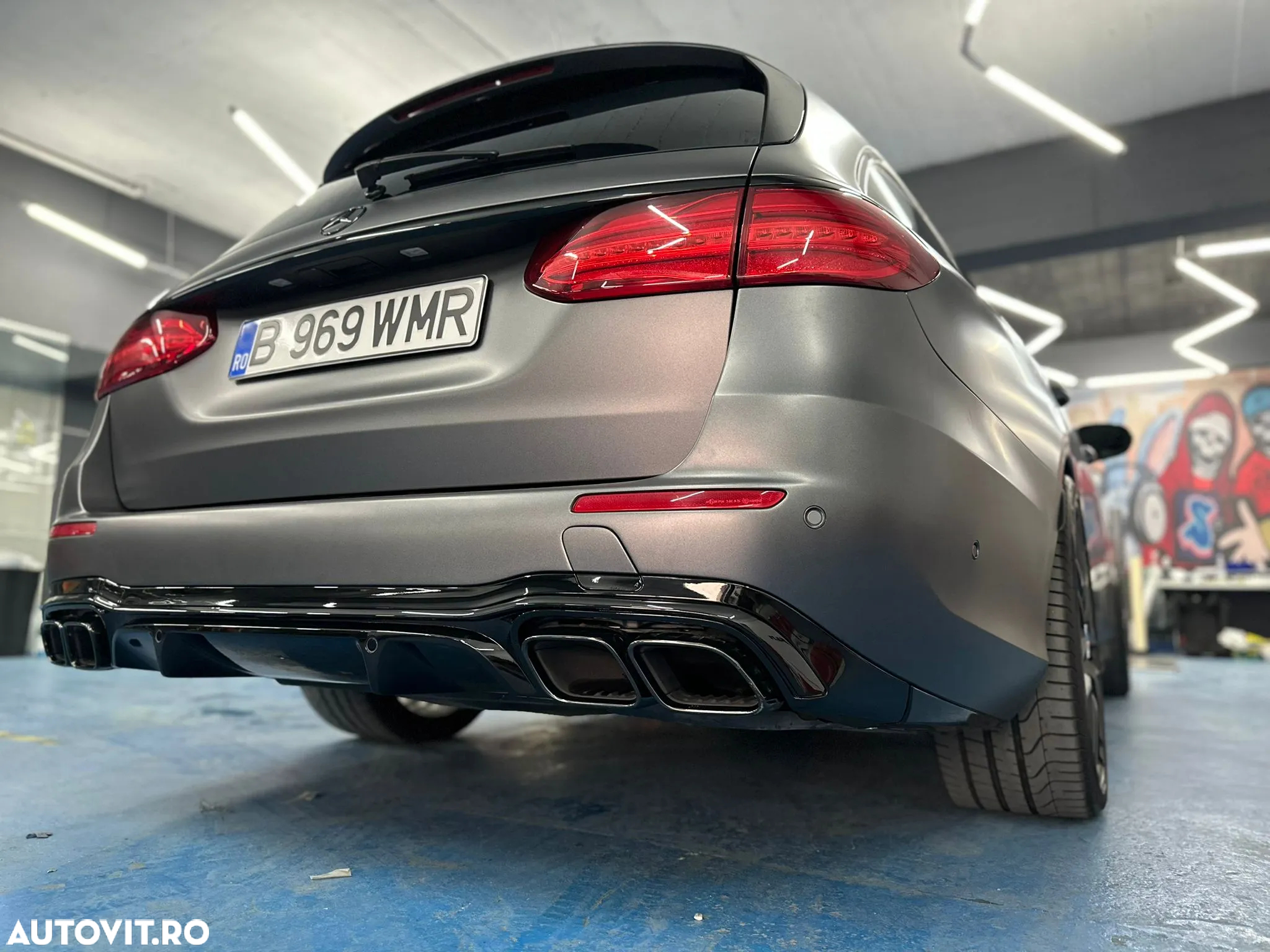 Mercedes-Benz E 220 d T 9G-TRONIC Avantgarde - 13