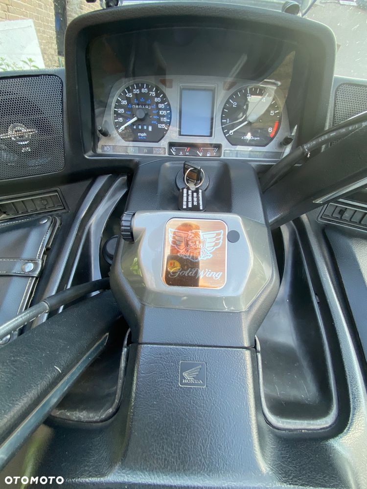 Honda GL - 6