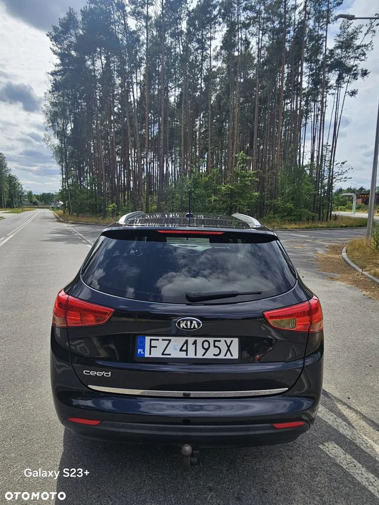 Kia Ceed 1.6 GDI Dream Team Edition - 5
