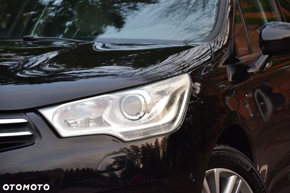 Citroën C4 VTi 120 Exclusive - 11