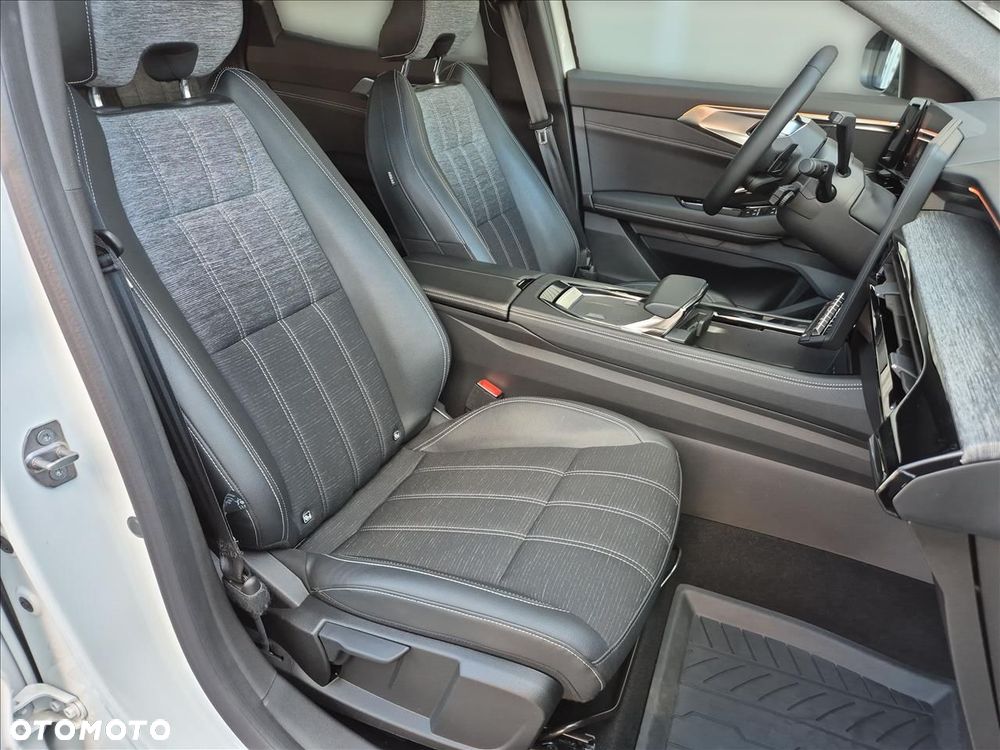 Renault Austral 1.3 TCe mHEV Techno - 12