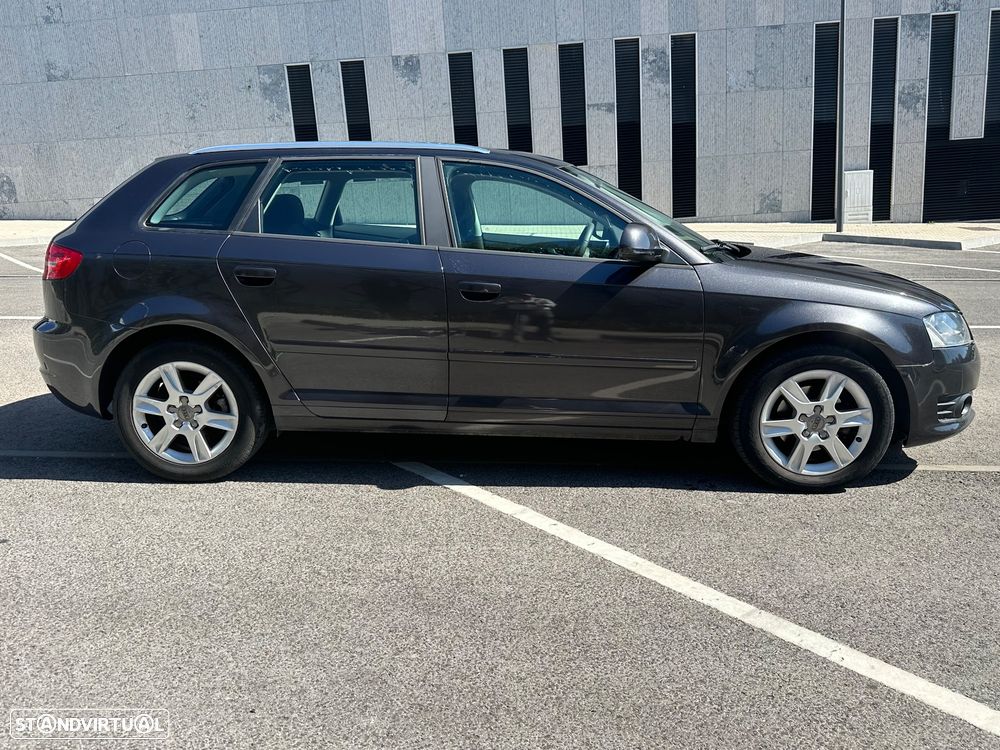 Audi A3 Sportback 1.6 TDI Attraction - 16