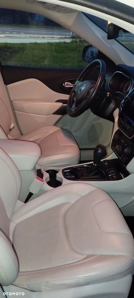 Jeep Cherokee 3.2 V6 Active Drive I Limited - 17