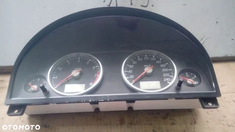 LICZNIK ZEGARY FORD MONDEO MK3 2.5B 1S7F-10849-DJ - 2