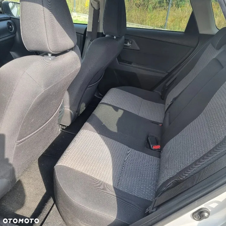 Toyota Auris 1.6 D-4D Dynamic - 8