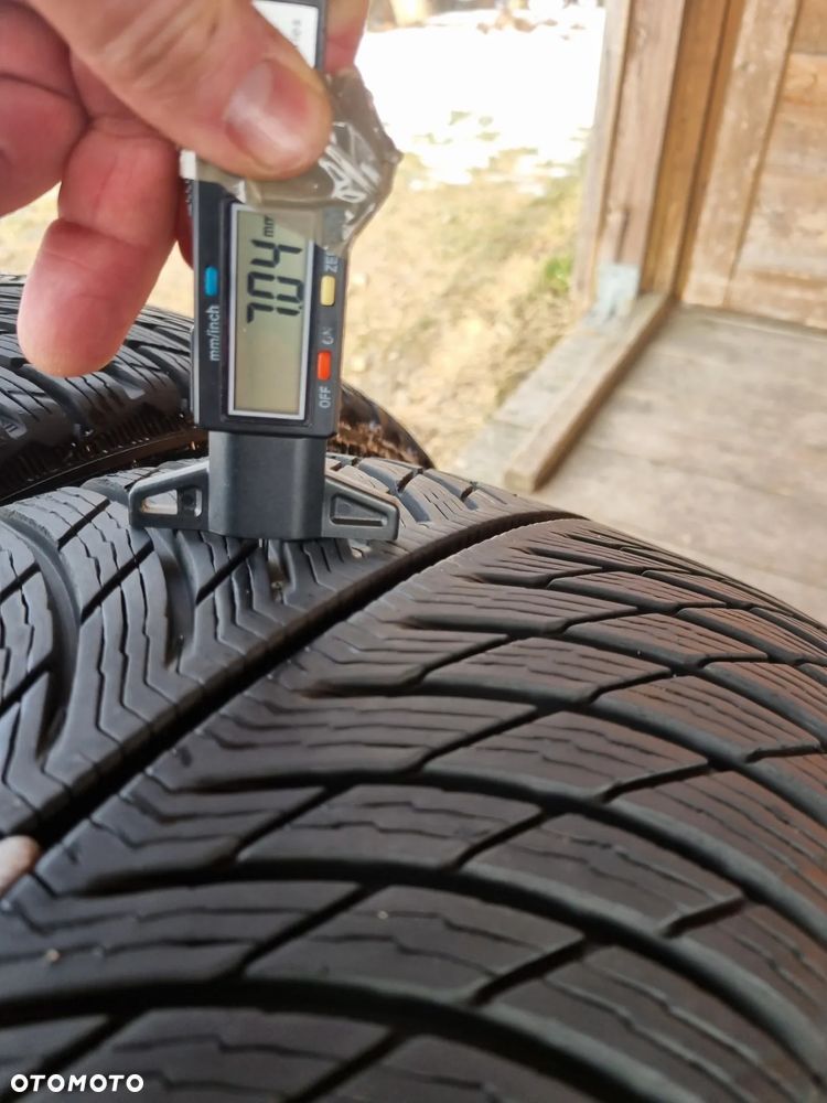 Opony MICHELIN PILOT ALPIN 5 SUV 235/55R18 104V 2022/20r.4x7mm bdb stan - 8