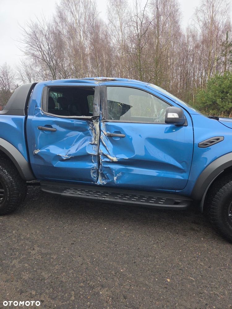 Ford Ranger Raptor - 10