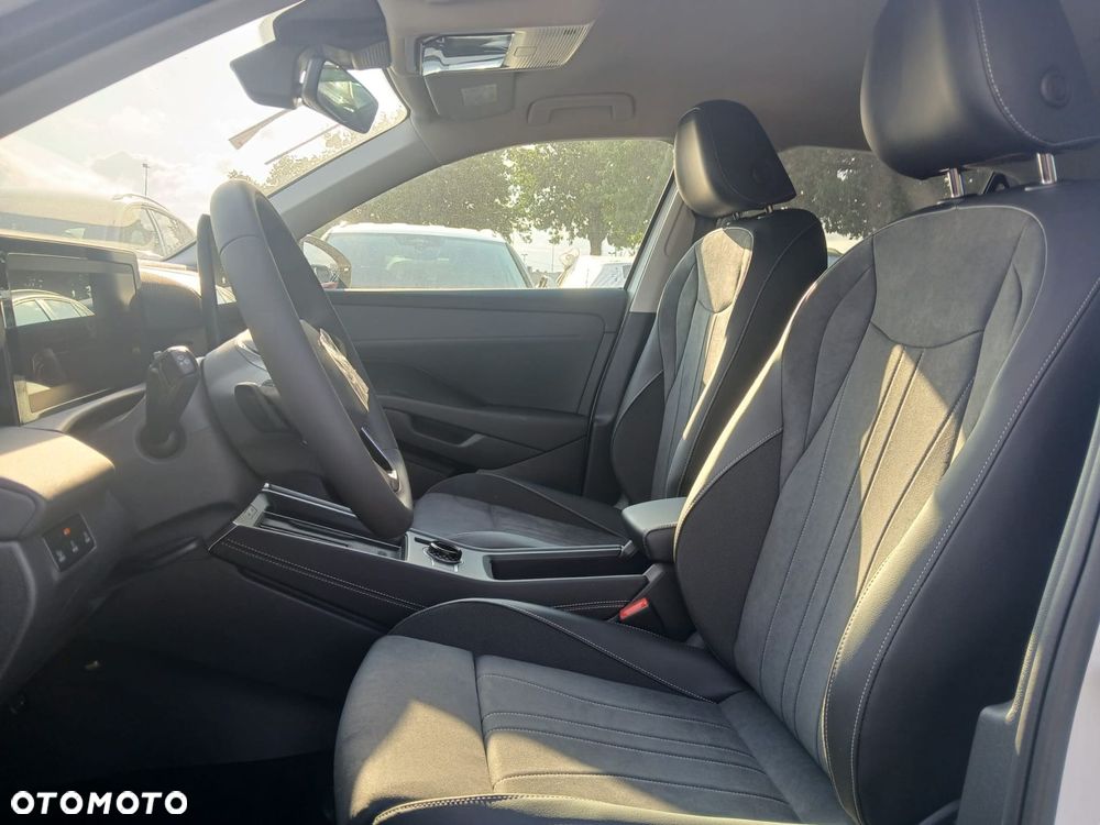 Volkswagen T-Roc 1.5 eTSI Style DSG - 10