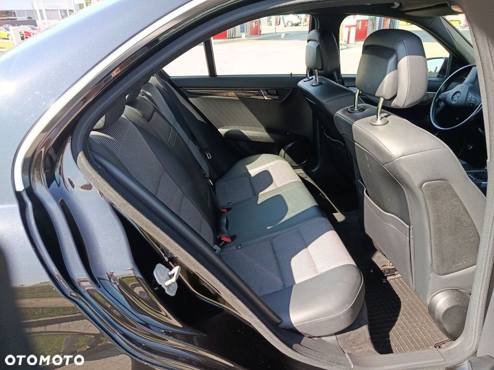 Mercedes-Benz Klasa C 200 Kompressor Avantgarde - 9