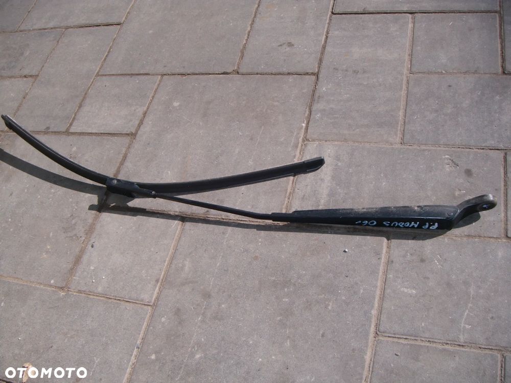 renault modus 06r ramiona wycieraczki przód komplet - 1