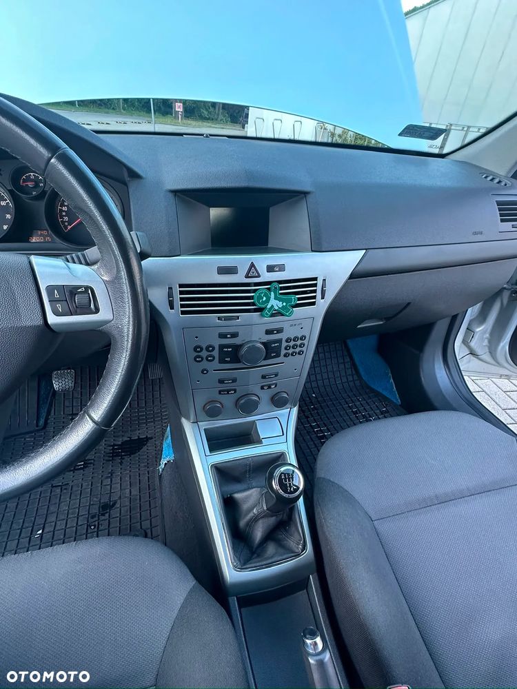Opel Astra 1.6 - 15