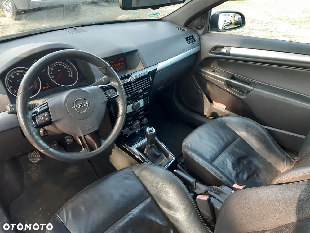 Opel Astra - 11