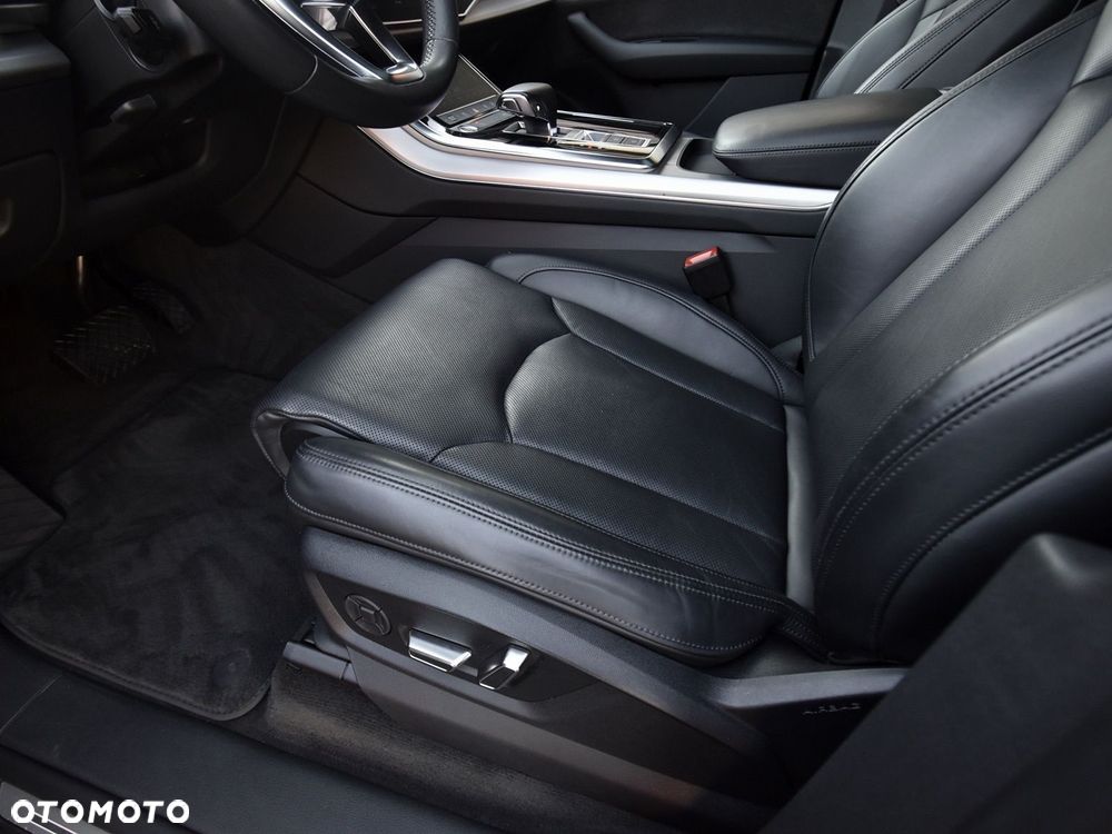 Audi Q8 - 29