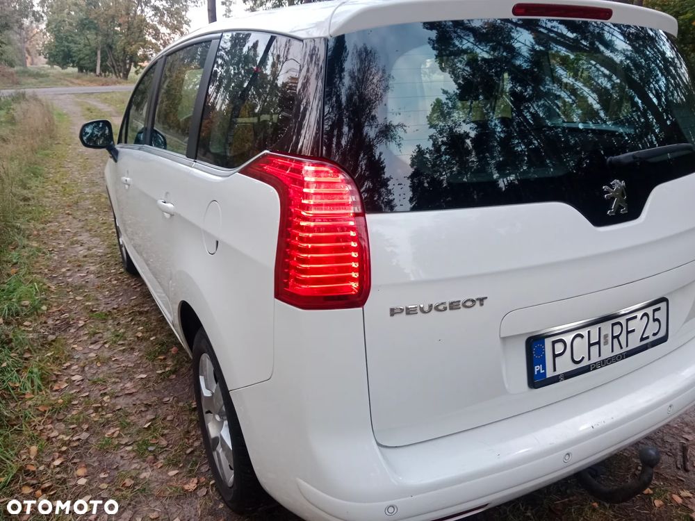 Peugeot 5008 - 11