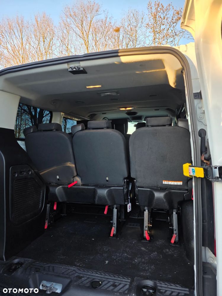 Ford Transit Custom - 13