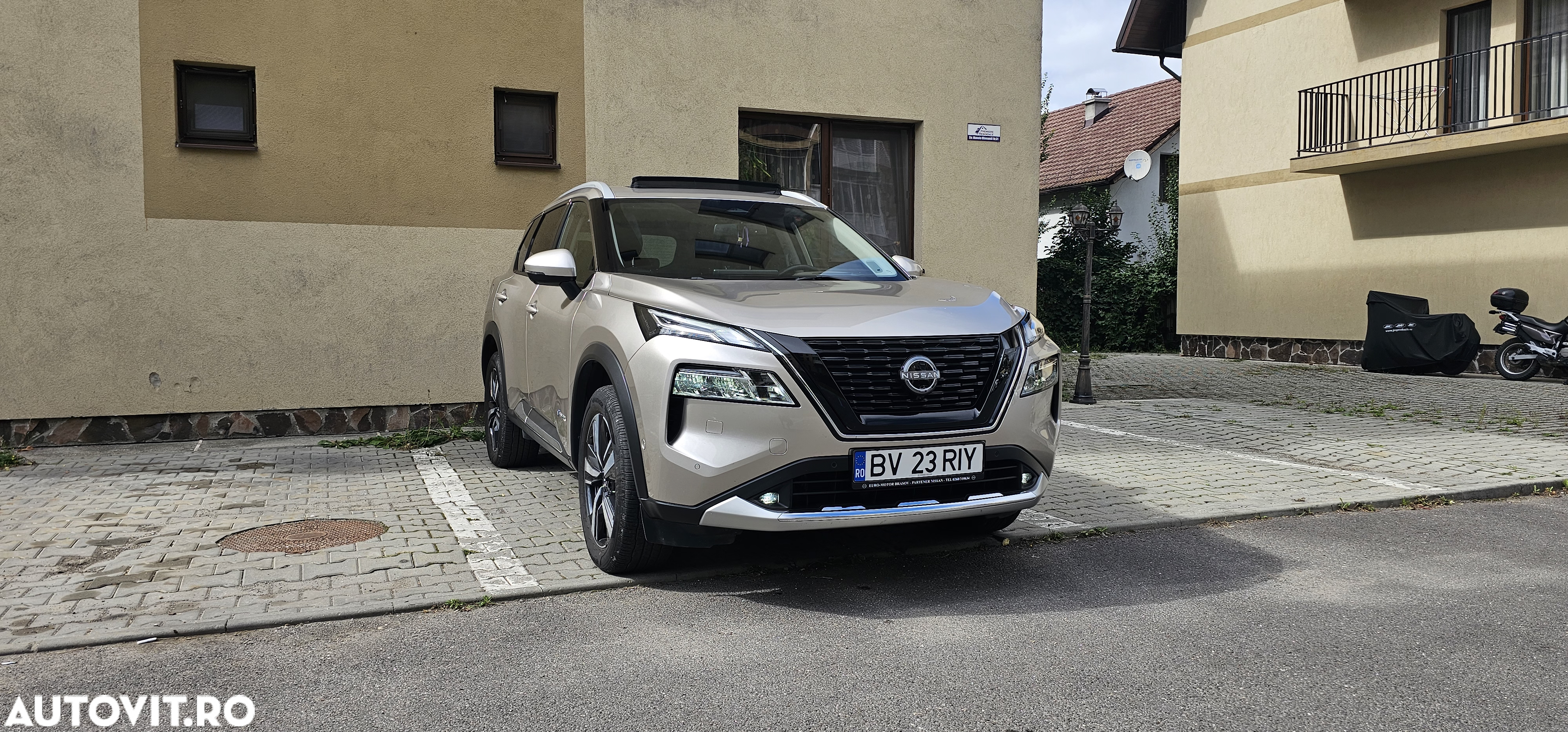 Nissan X-Trail ePower 5 locuri Tekna - 2