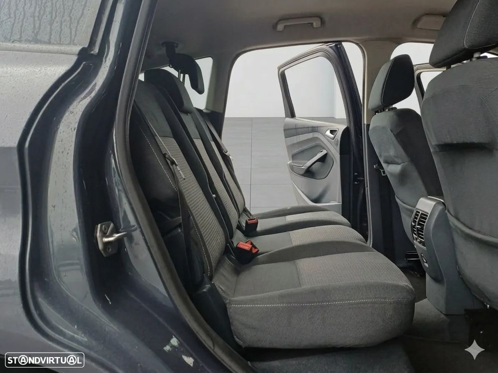 Ford C-Max 1.6 TDCi S&S Titanium - 32