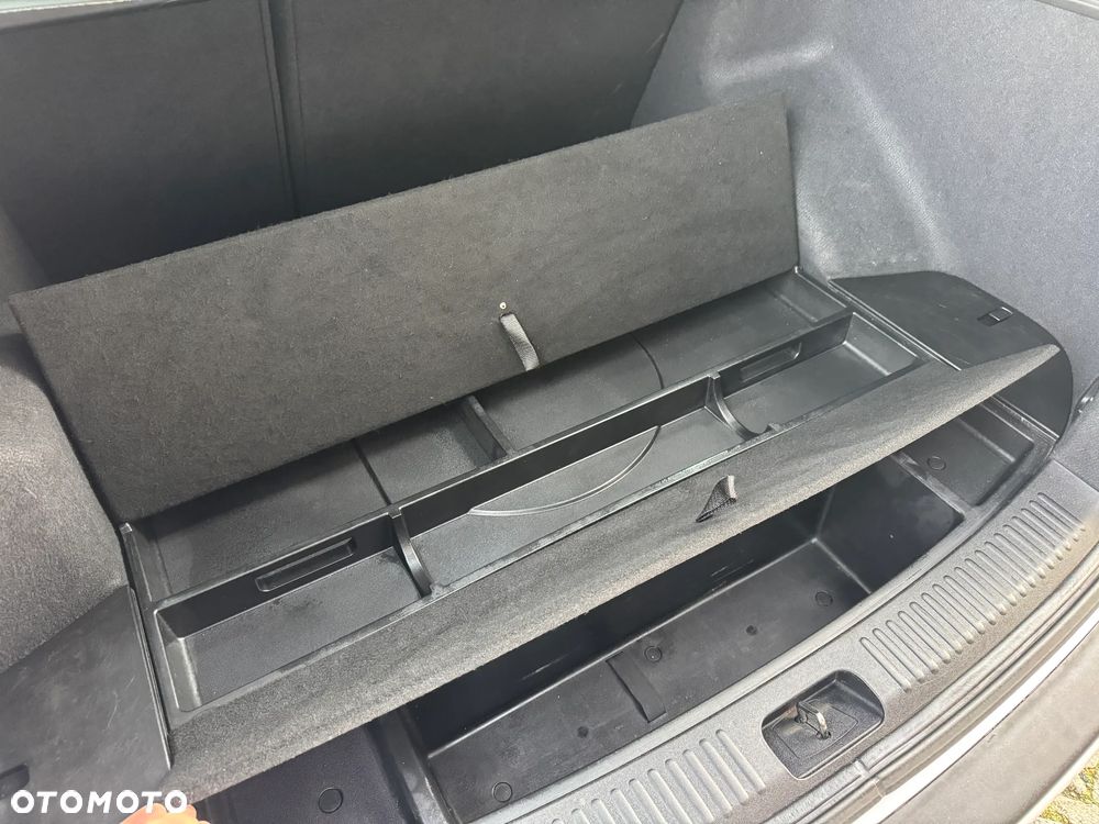 Kia Ceed 1.6 CVVT SW Dream-Team Edition - 36