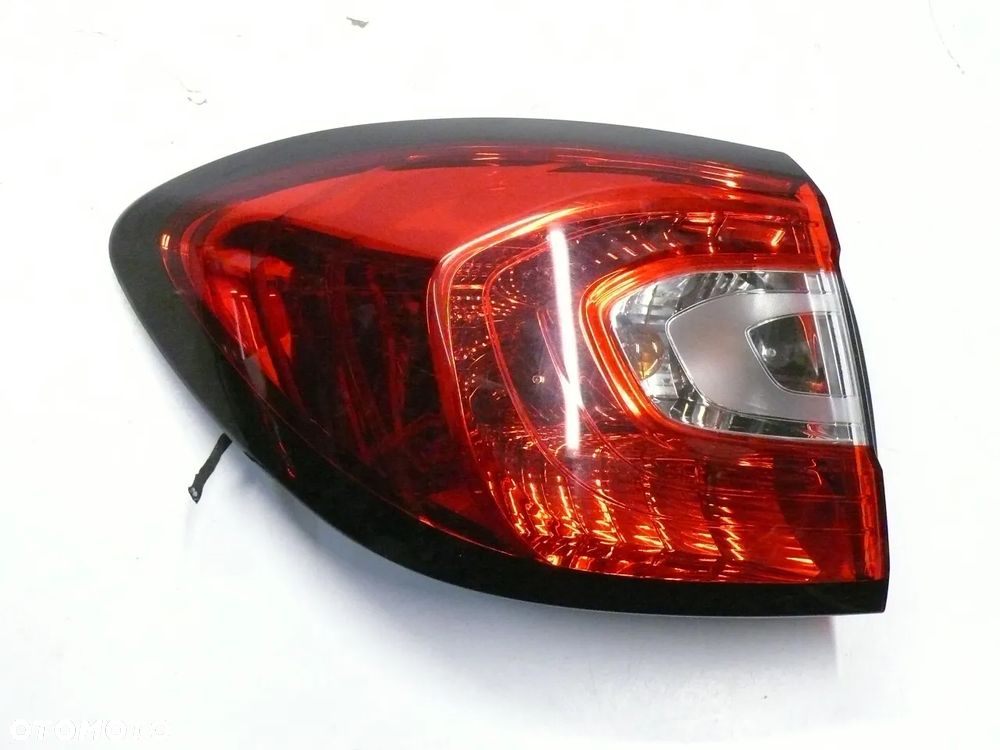 LAMPA TYLNA LEWA RENAULT CAPTUR I 2013 2017