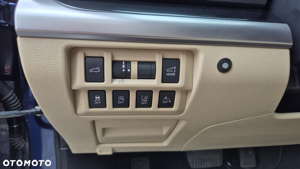Subaru Outback 2.5i Exclusive - 25