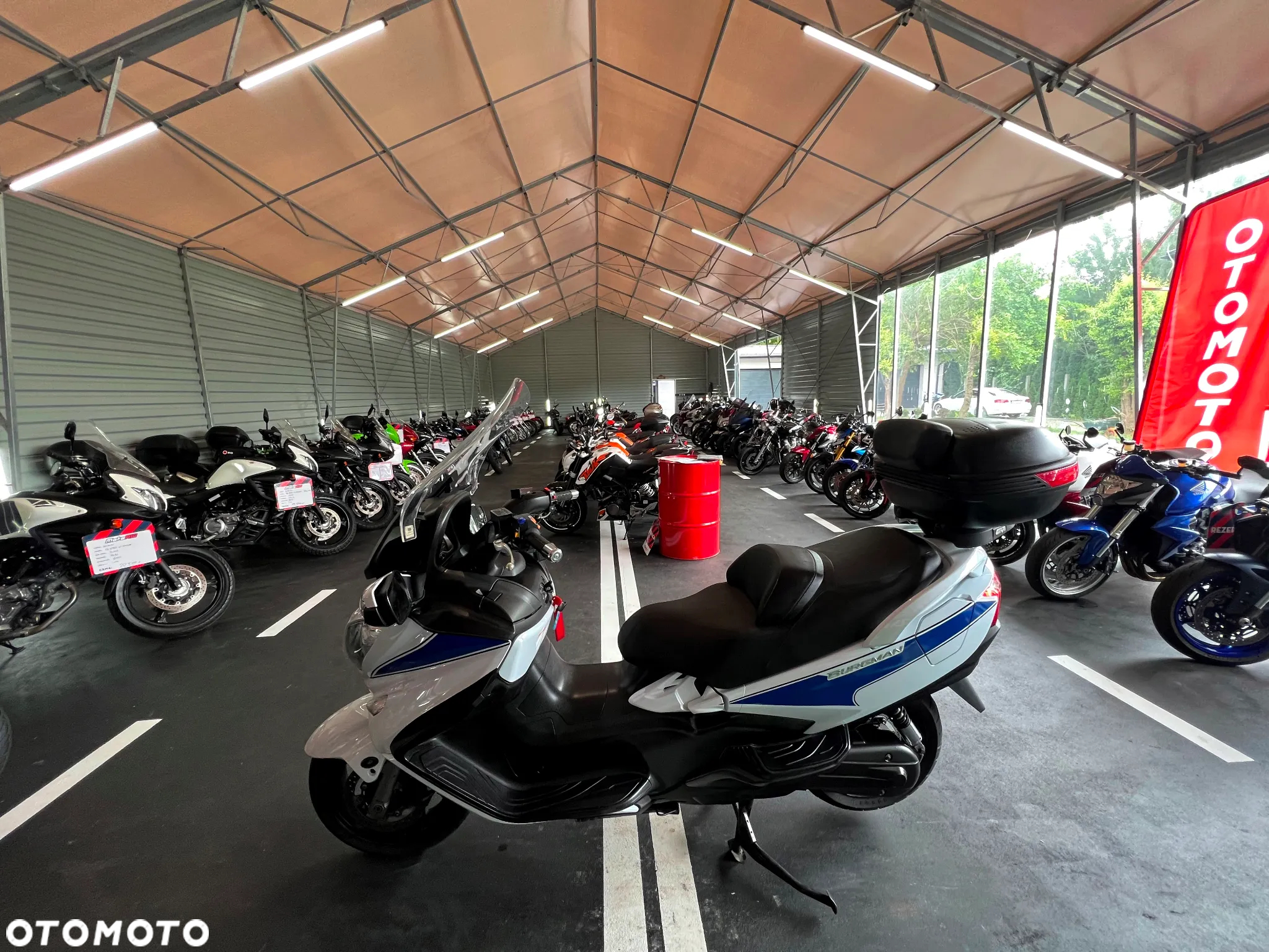 Suzuki Burgman - 15