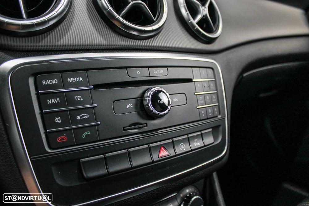 Mercedes-Benz CLA 180 CDI Urban - 33