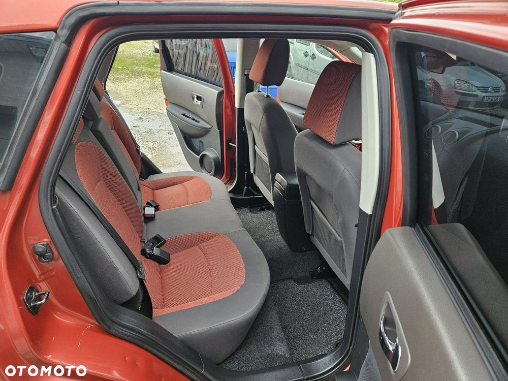 Nissan Qashqai - 11