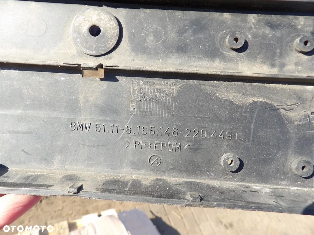 BMW - E36 - RAMKA , PODKŁADKA TABLICY REJESTRACYJNEJ - 8165146 - 2